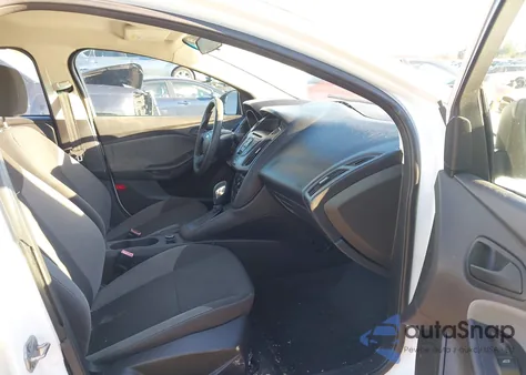 2013 Ford Focus S из США, поврежденный, VIN 1FADP3E28DL167757